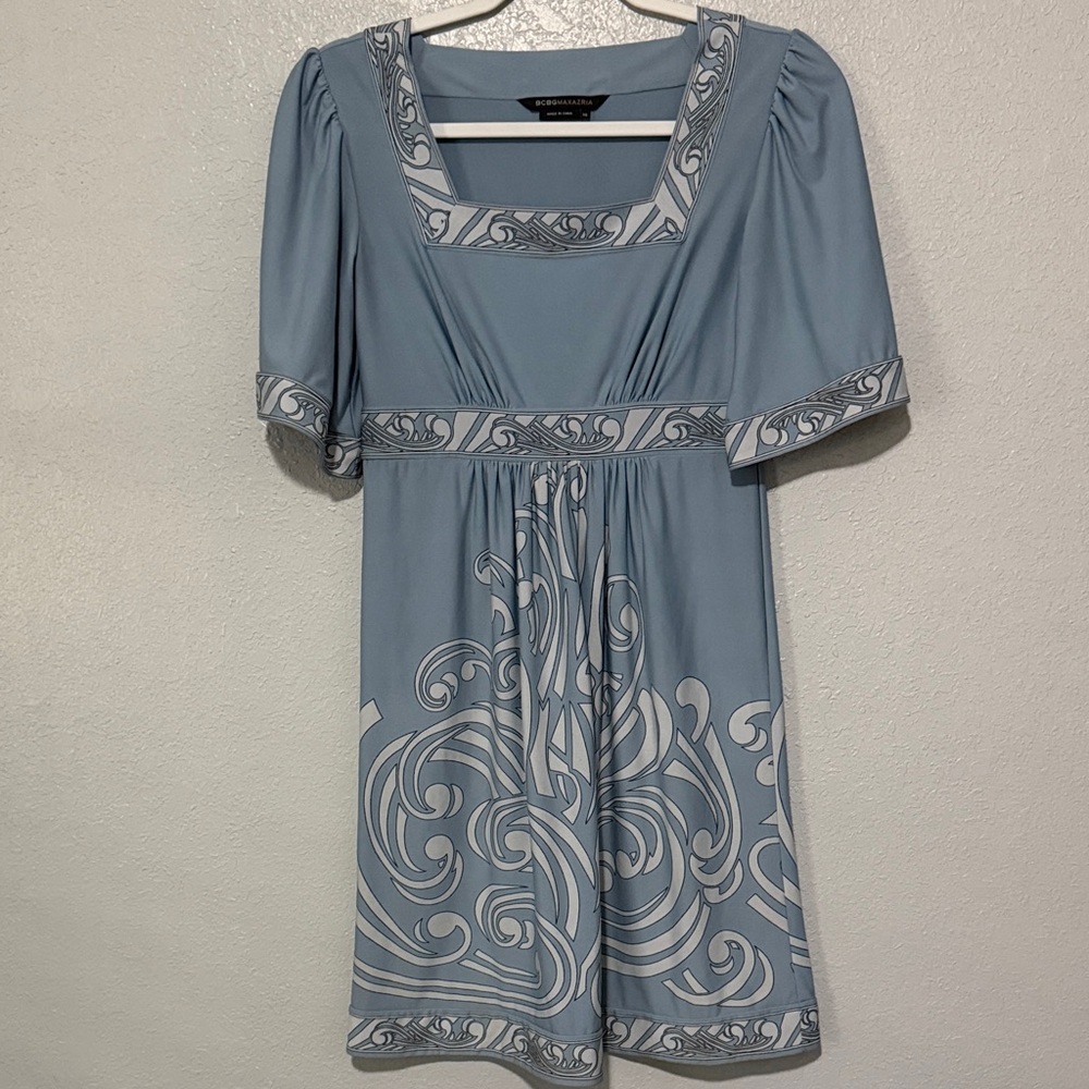 BCBGMaxAzria Blue and Gray Patterned Midi Dress
